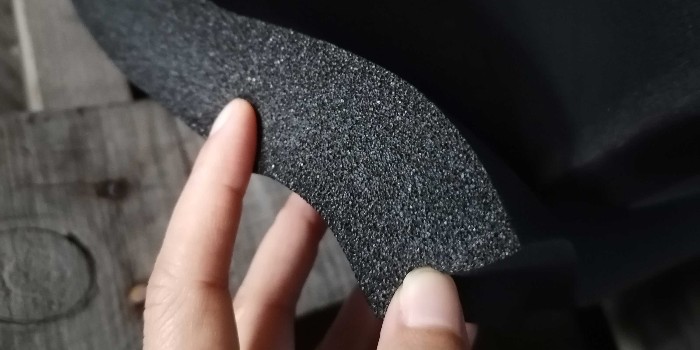 為什么說橡塑海綿保溫材料具有抗振性？